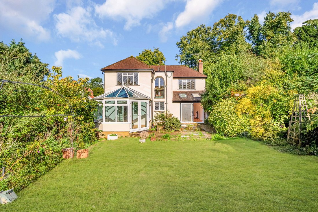 House in Caterham, South Godstone, England 4 - 18124728