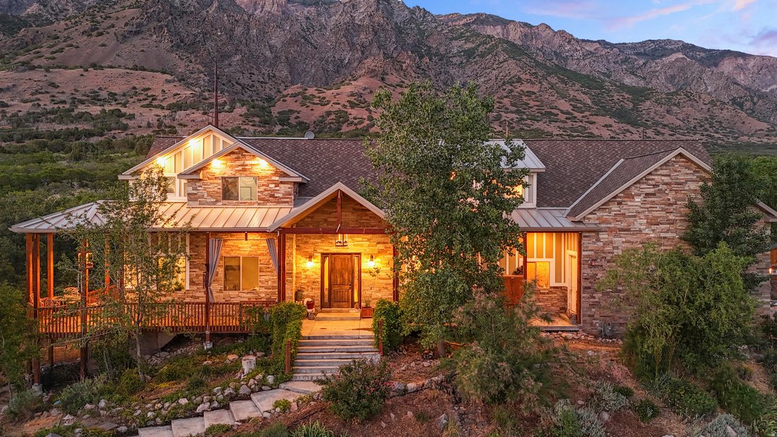 House in Willard, Utah, United States 2 - 18121725