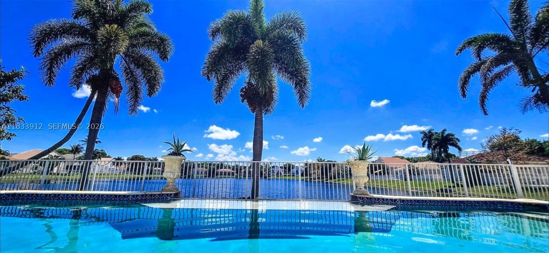 House in Hollywood, Florida, United States 1 - 16637235