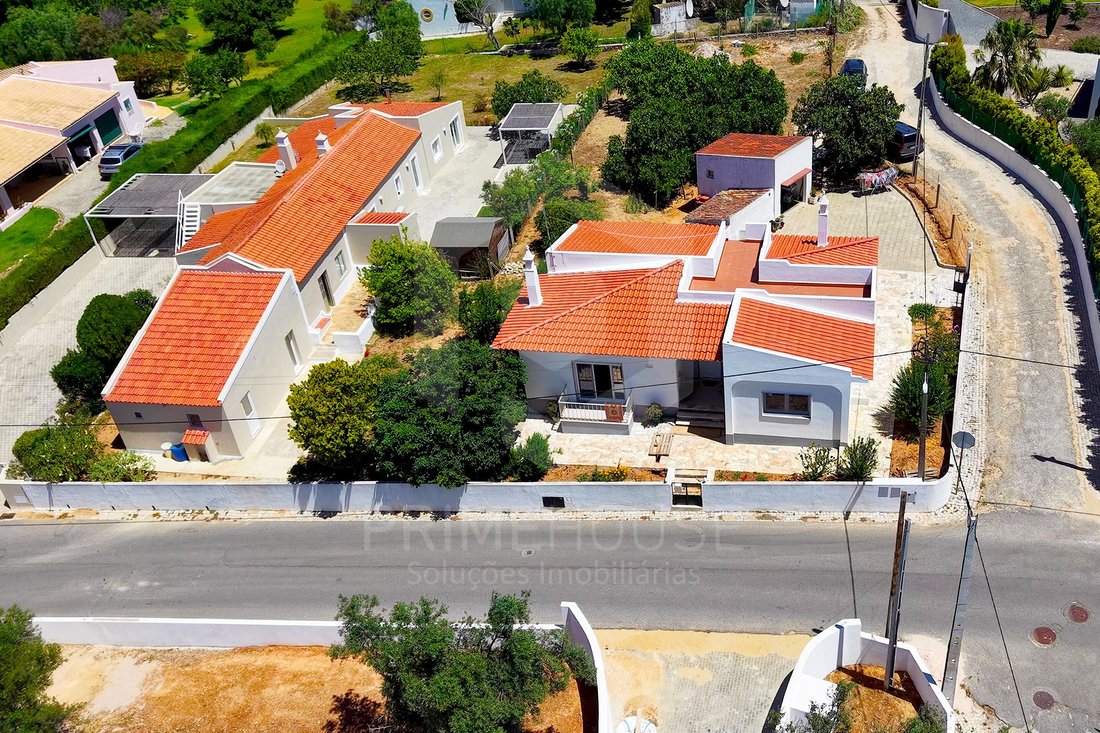 House in Portimao, Algarve, Portugal 1 - 18123821