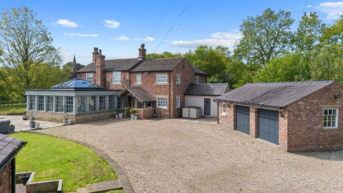 House in Lancashire, England 1 - 18124800
