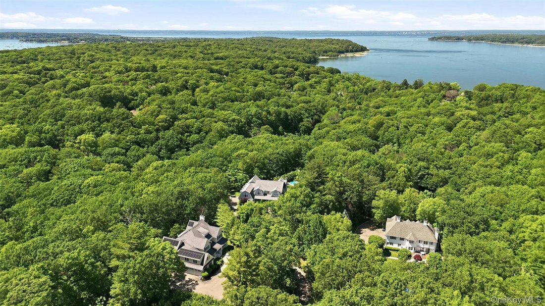 House in Laurel Hollow, New York, United States 2 - 18122056