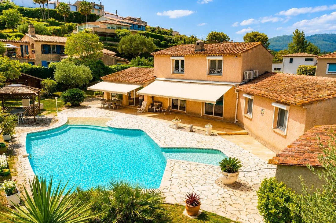 Villa in Valbonne, Provence-Alpes-Côte d'Azur, France 1 - 18123567