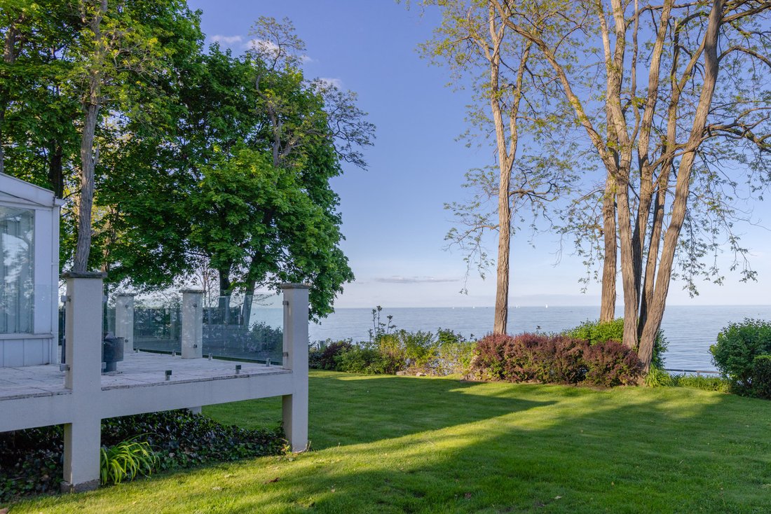 House in Oakville, Ontario, Canada 3 - 17267042