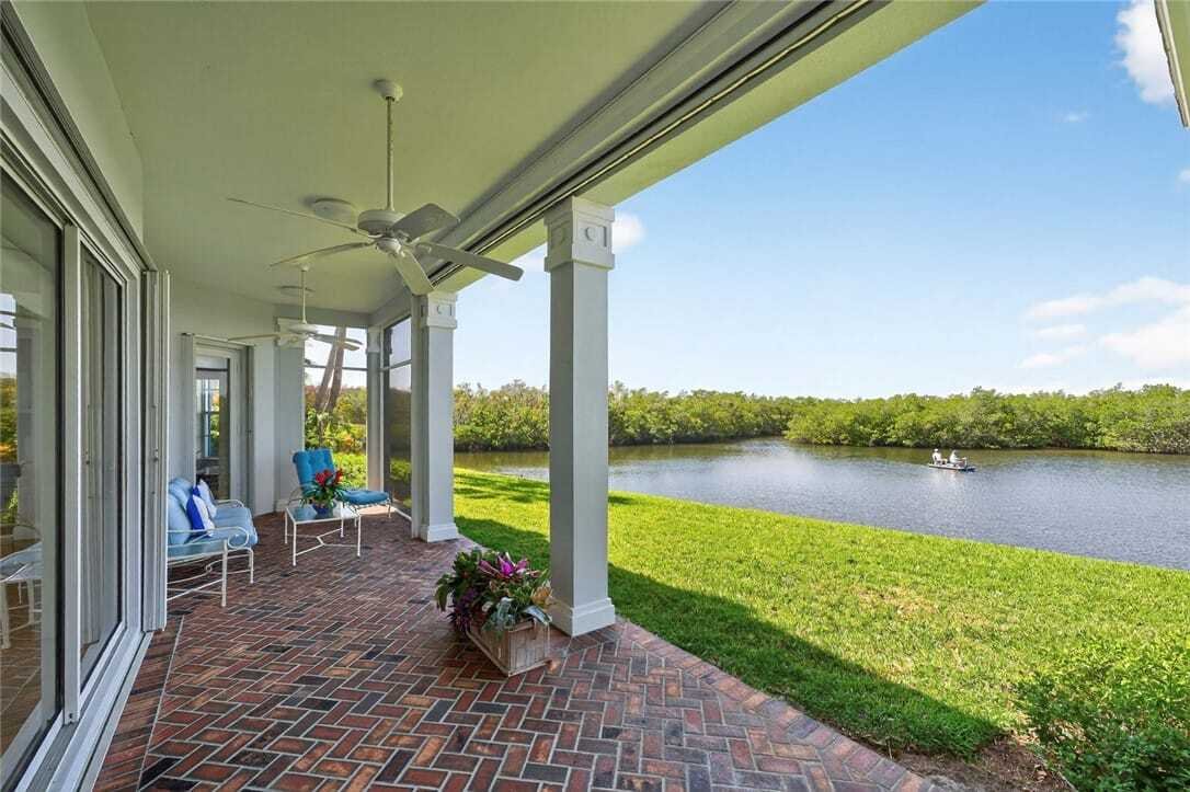 House in Orchid, Florida, United States 3 - 18124465