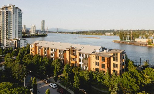 Condo in New Westminster, British Columbia, Canada 1