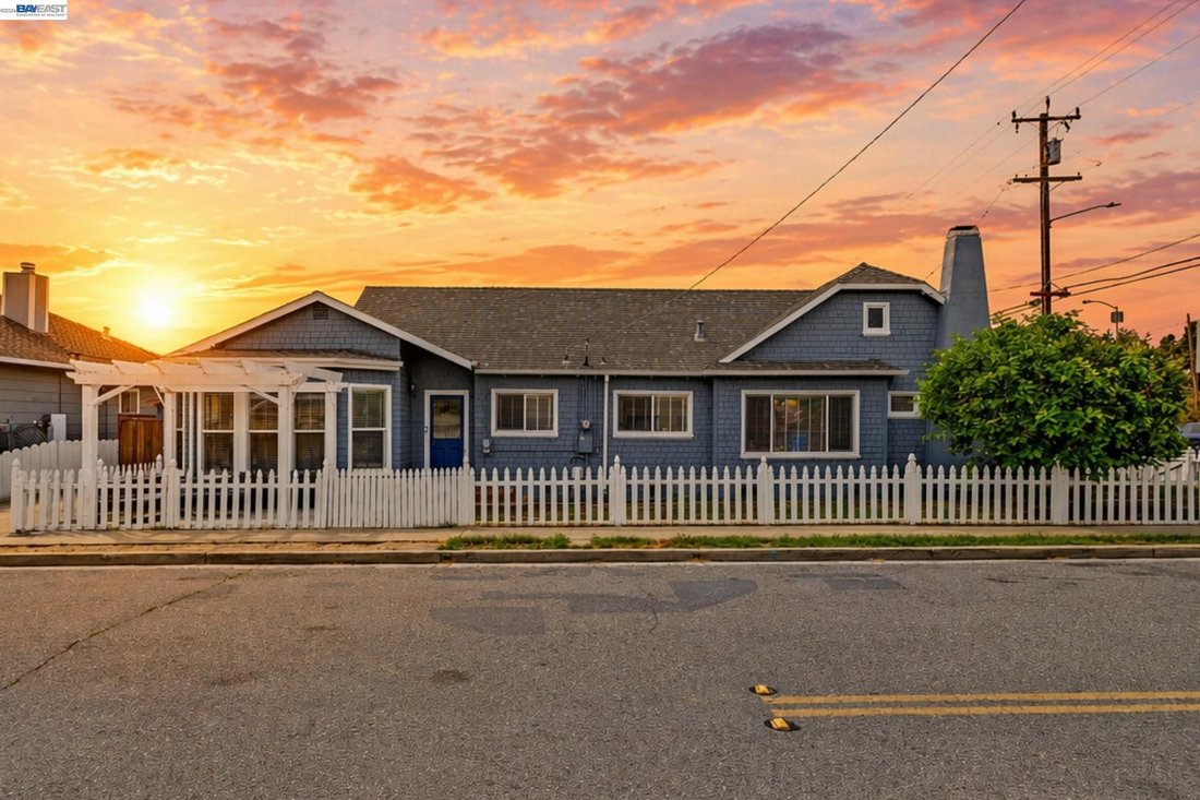 House in Union City, California, United States 1 - 17699667