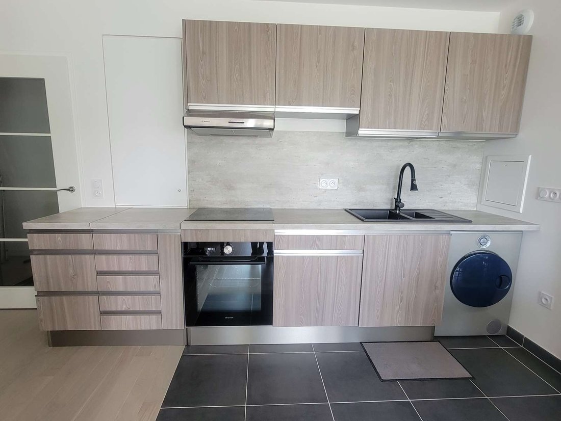 Apartment in Wallon, Le Plessis-Robinson, France 3 - 18043508