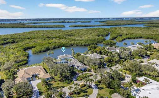 House in Orchid, Florida, United States 1