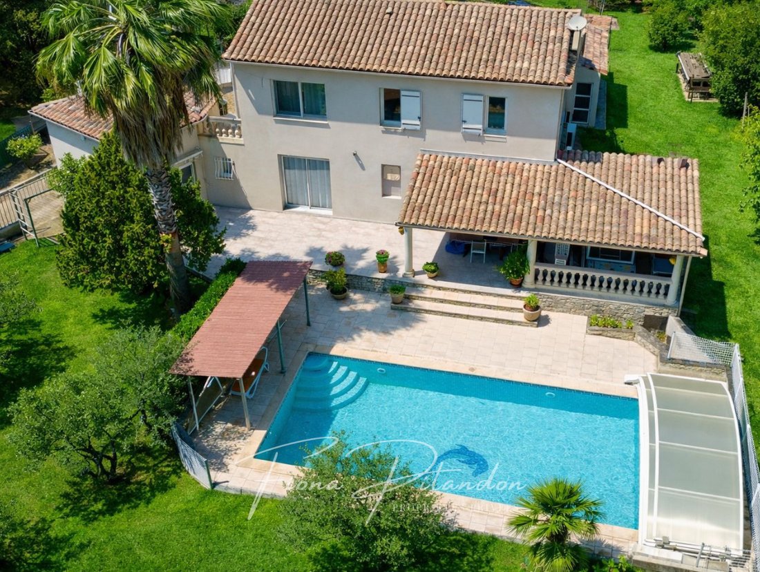 Villa in Lauris, Provence-Alpes-Côte d'Azur, France 3 - 18124030