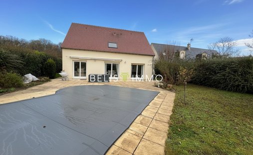 House in Centre Ville, Ballan-Miré, France 1
