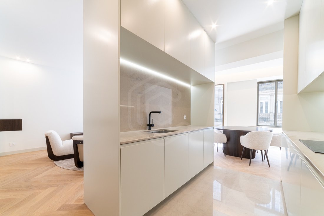 Apartment in Cedofeita, Santo Ildefonso, Se, Miragaia, Sao Nicolau e Vitoria, Porto District, Portugal 5 - 17295419