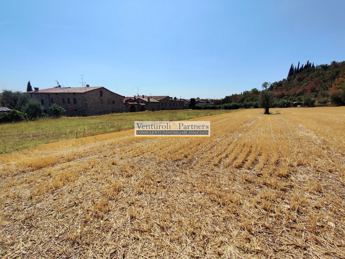 Land in Raffa, Lombardy, Italy 3 - 18124070