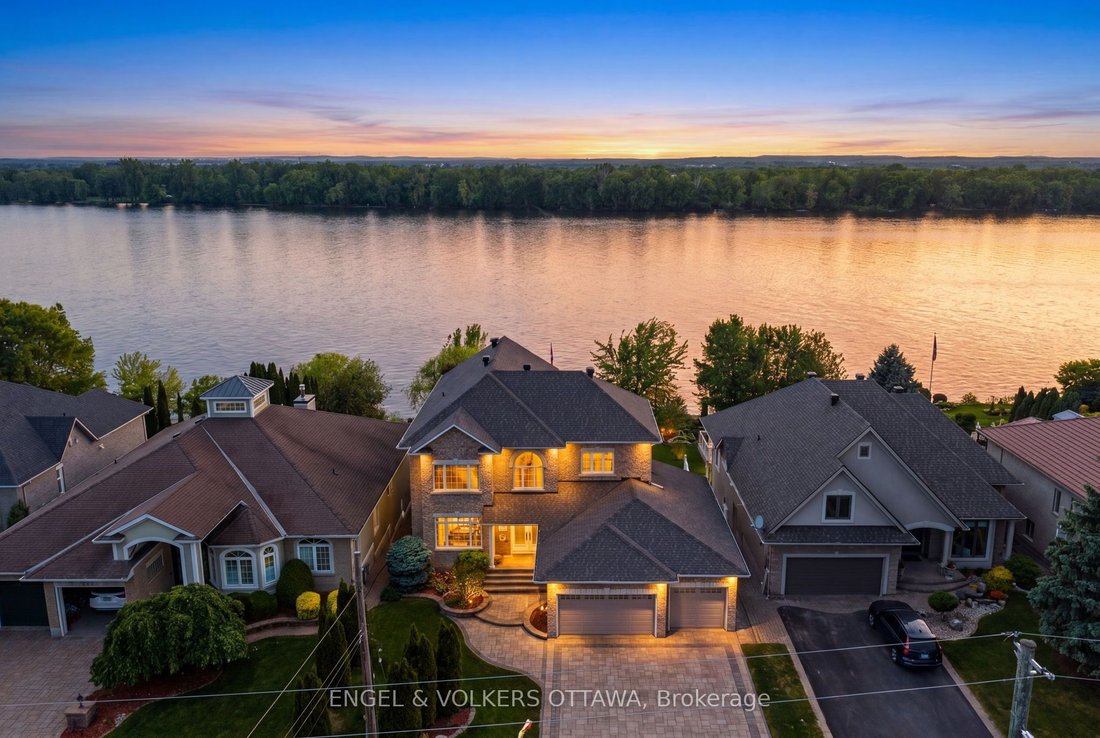 House in Ottawa, Ontario, Canada 1 - 17460379