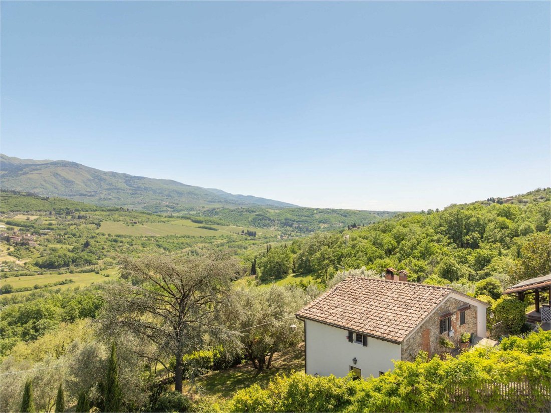 House in Rignano sull'Arno, Tuscany, Italy 4 - 18124409