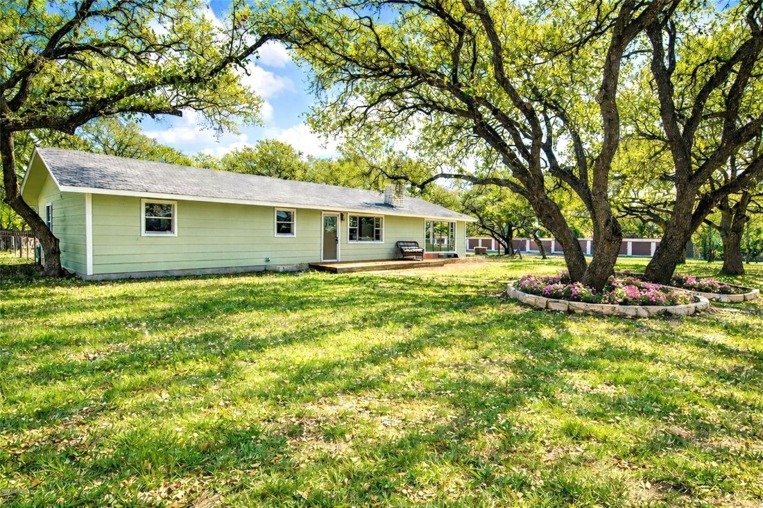 House in Johnson City, Texas, United States 1 - 18123666