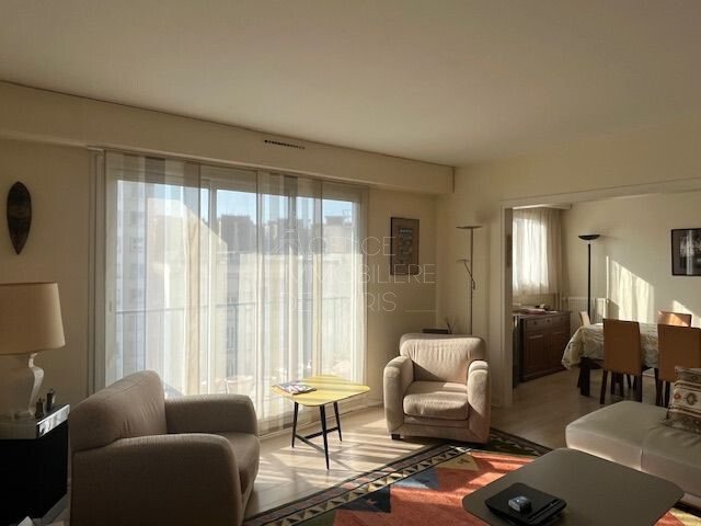 Apartment in Violet Commerce, Paris 15e Arrondissement, Paris 1 - 18124705