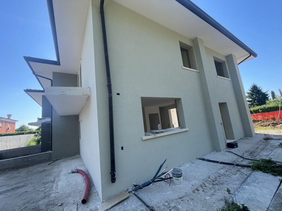 House in Asolo, Veneto, Italy 2 - 18124047