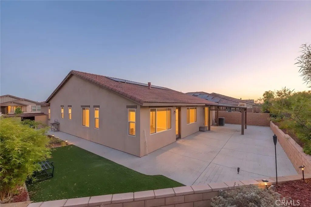 House in Corona, California, United States 2 - 18125367