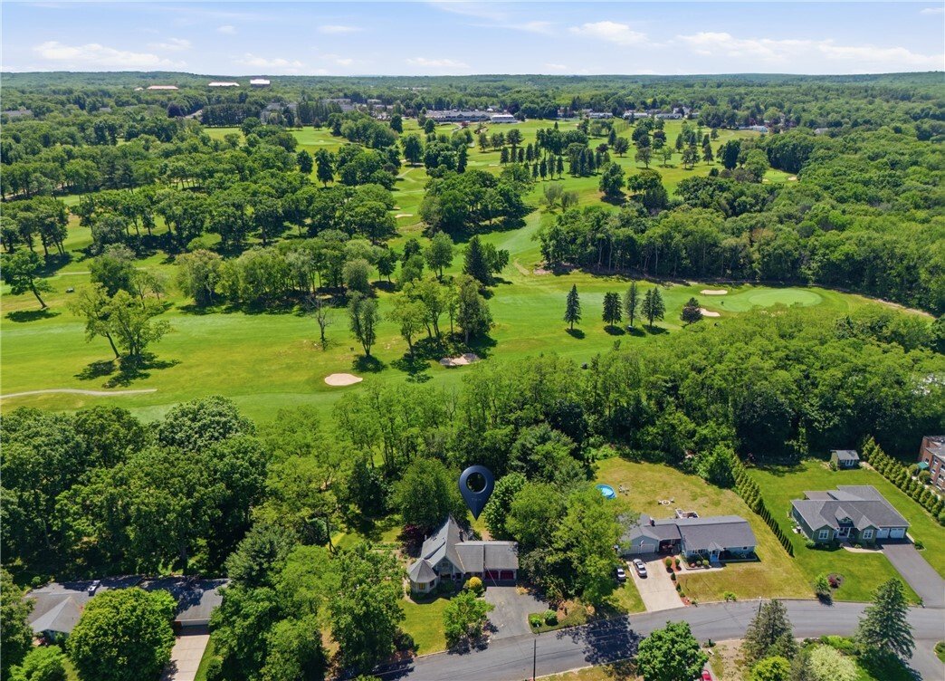 House in Lincoln, Rhode Island, United States 4 - 18124971