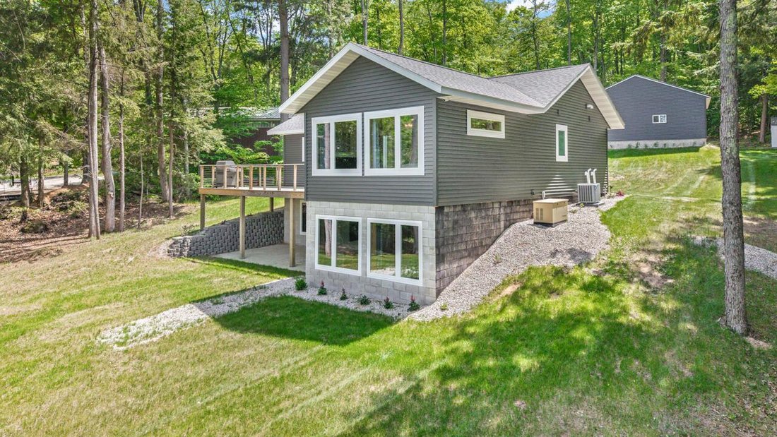 House in Abbotsford, Michigan, United States 5 - 18125156