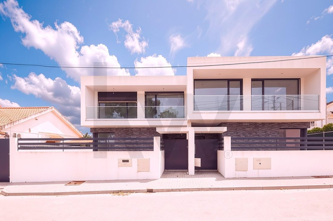 Townhouse in Fernao Ferro, Setubal, Portugal 1 - 18125445
