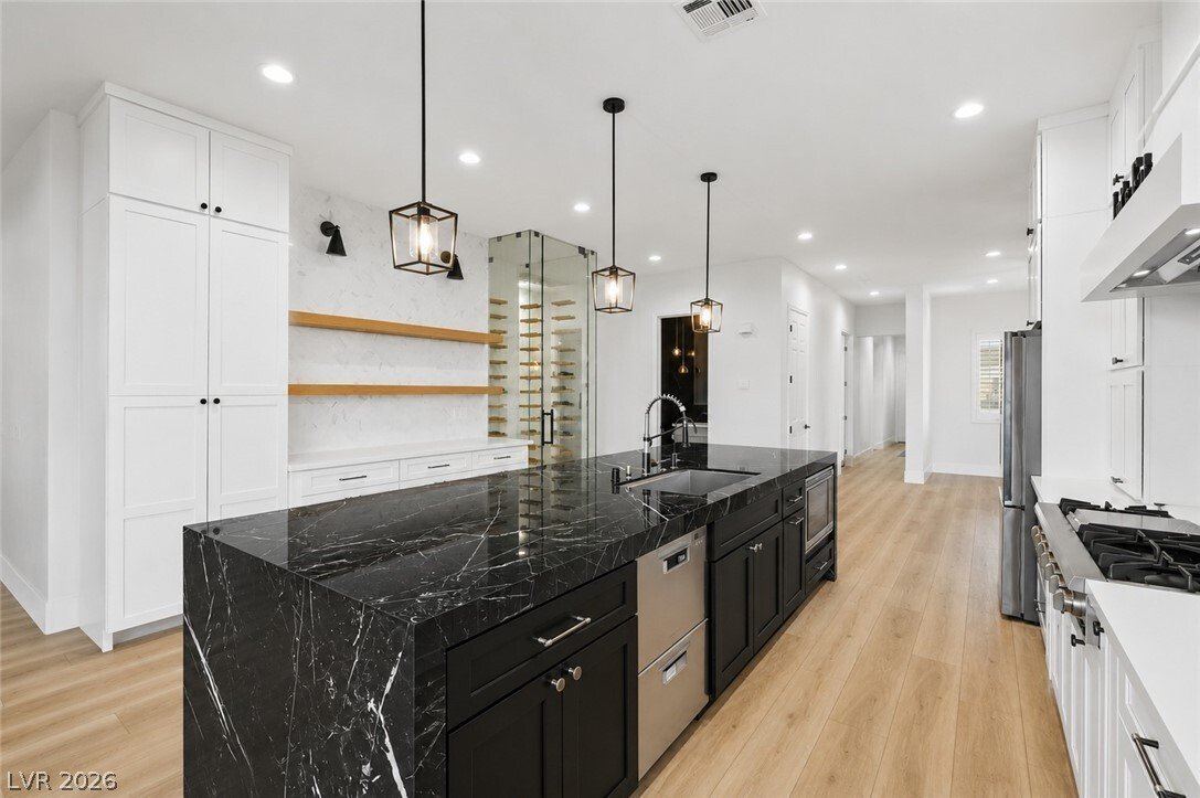 House in Las Vegas, Nevada, United States 4 - 17697980