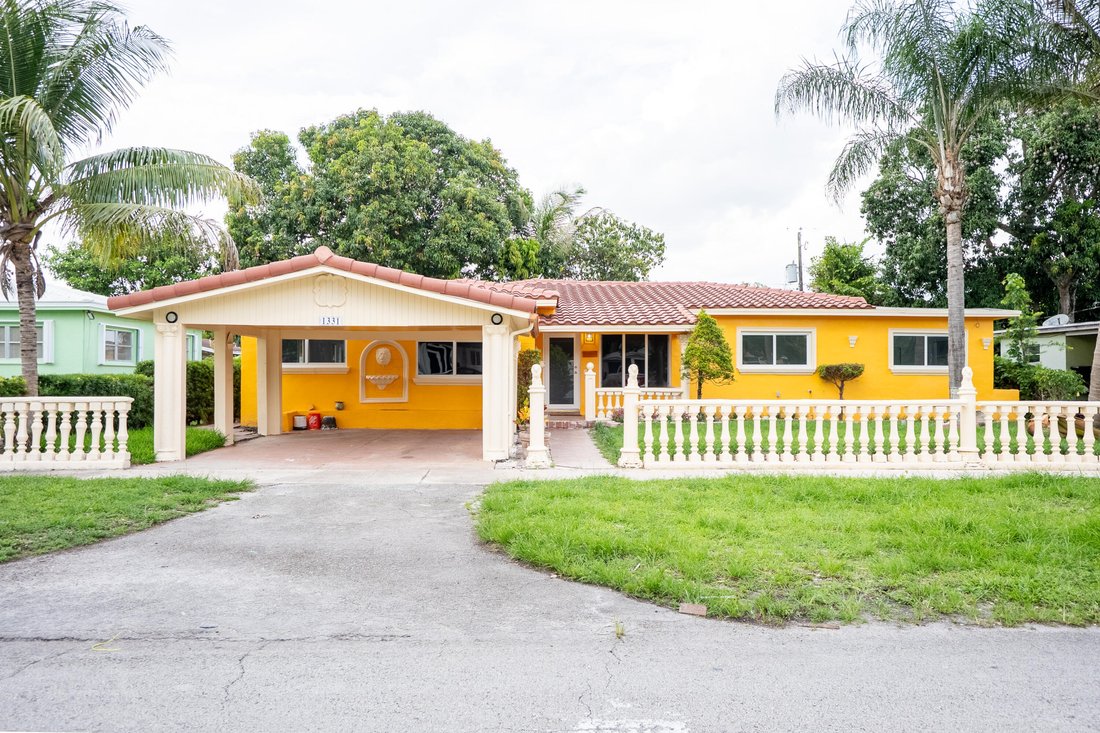 House in Miami, Florida, United States 1 - 18125318