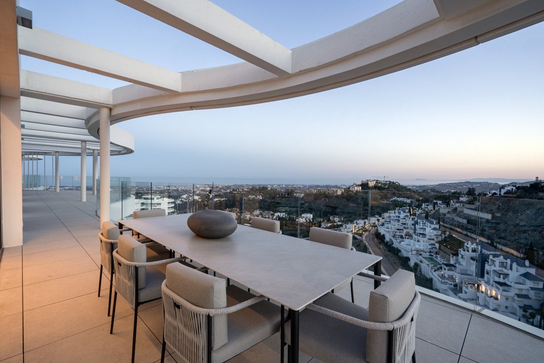 Penthouse in Marbella, Andalusia, Spain 1 - 18125274
