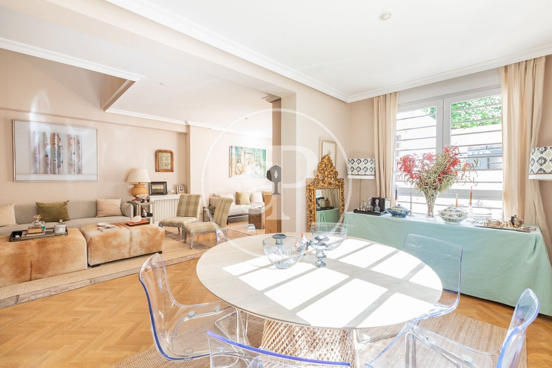 Villa in Moncloa-Aravaca, Madrid, Spain 2 - 17784656