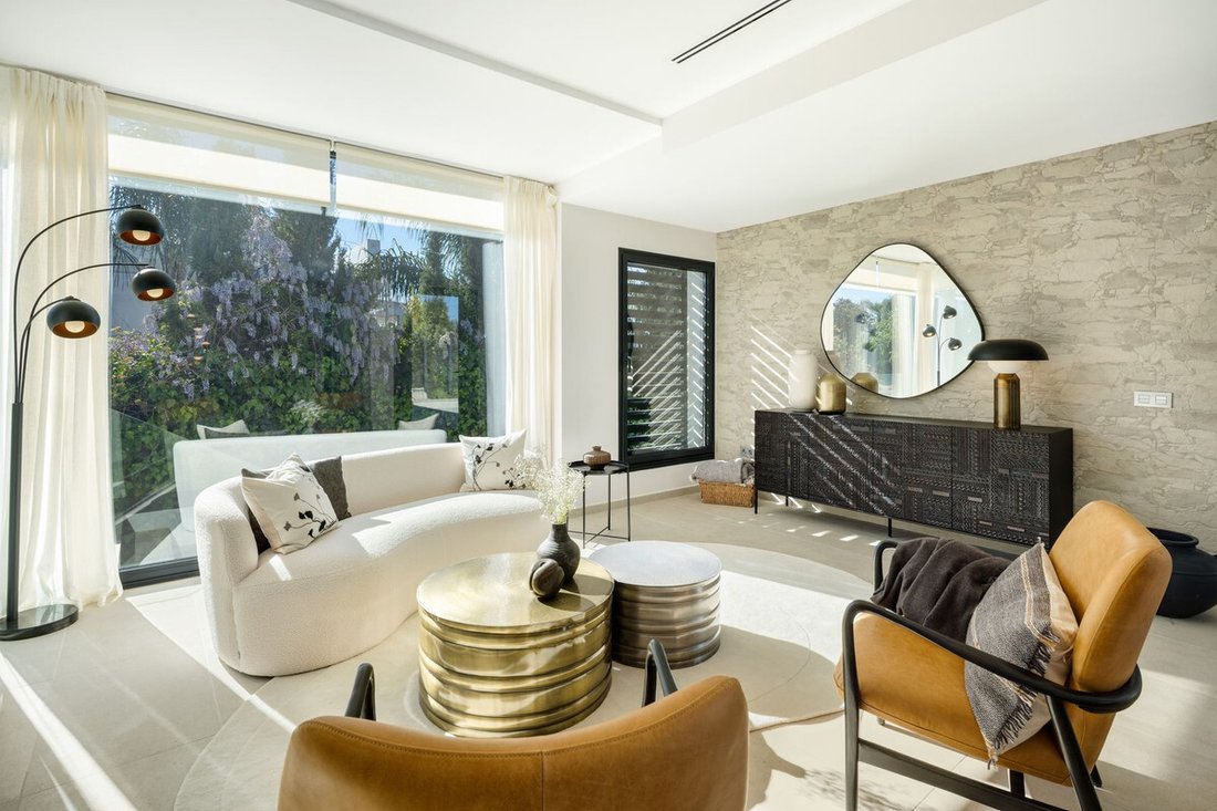 Villa in Nueva Andalucia, Marbella, Spain 4 - 18125348