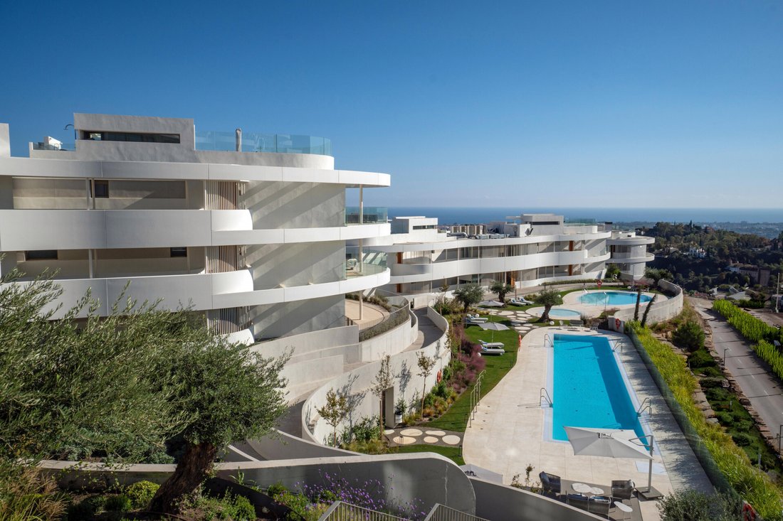Apartment in Marbella, Andalusia, Spain 2 - 18125263