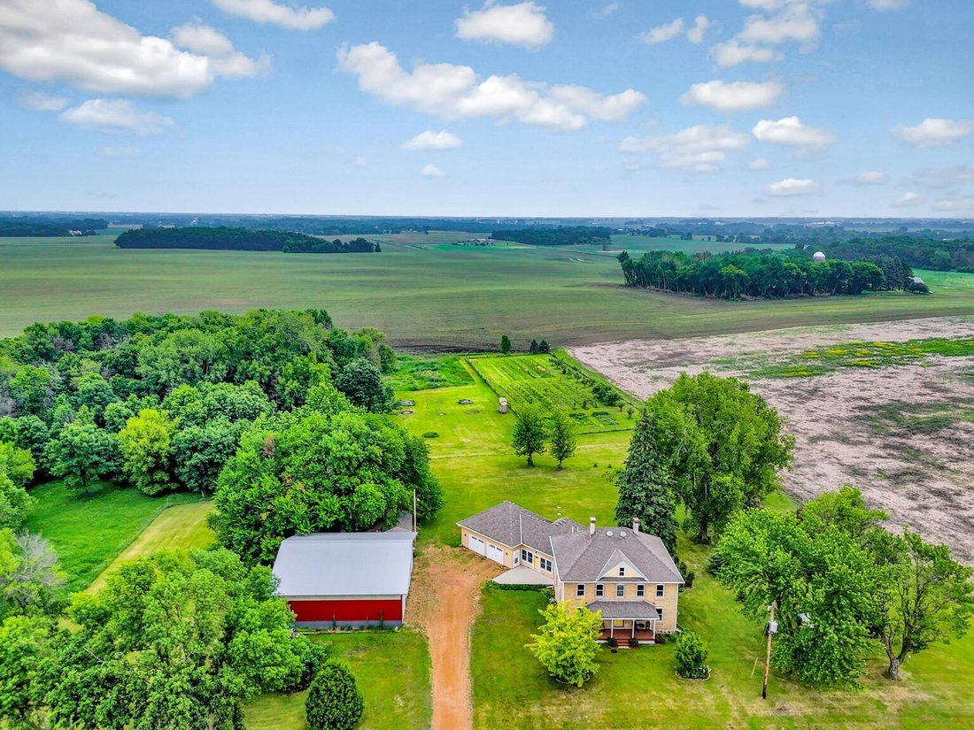 House in Norwood Young America, Minnesota, United States 5 - 18125384