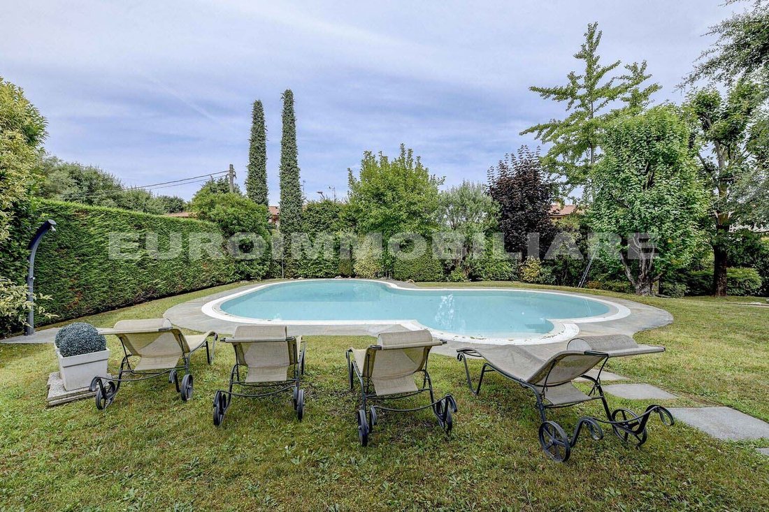 Villa in Capriolo, Lombardy, Italy 3 - 18125107