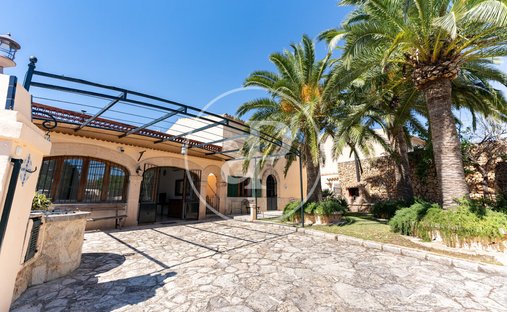 Villa in Sineu, Balearic Islands, Spain 1