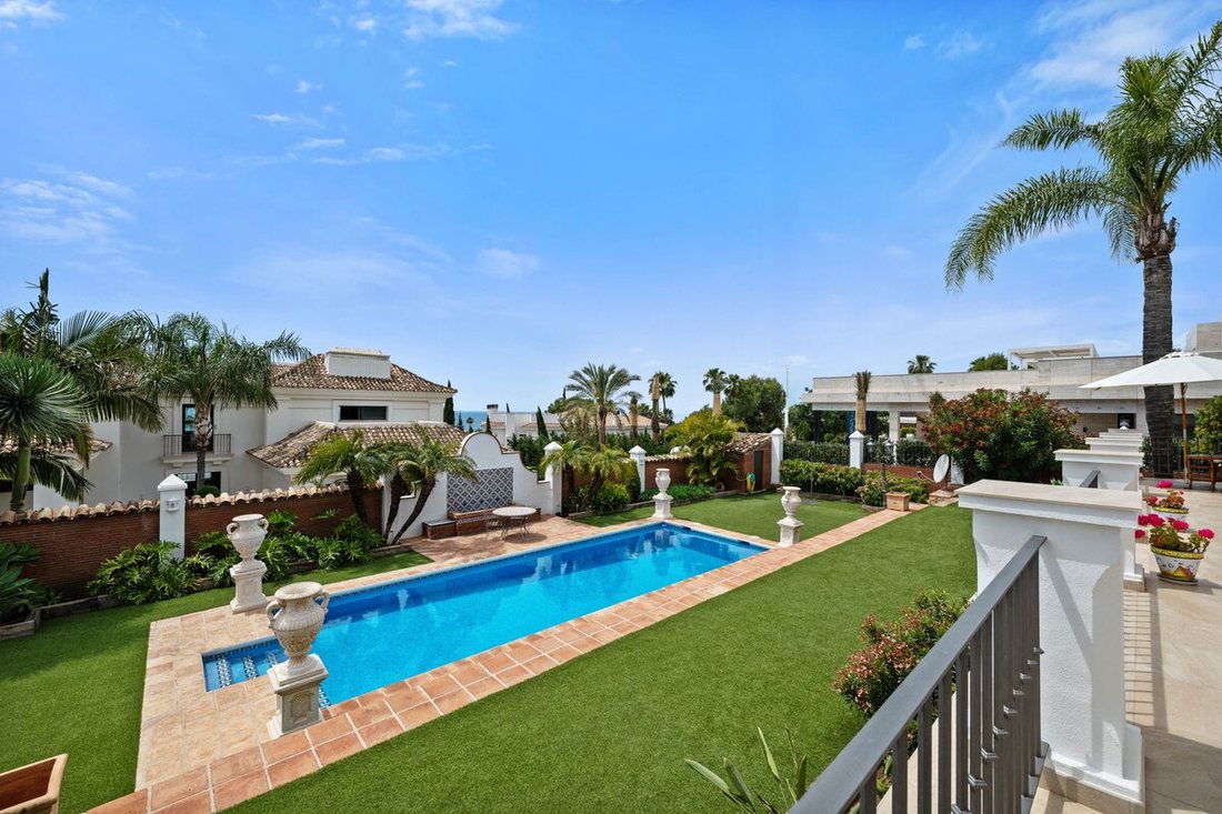Villa in Marbella, Andalusia, Spain 4 - 18125444