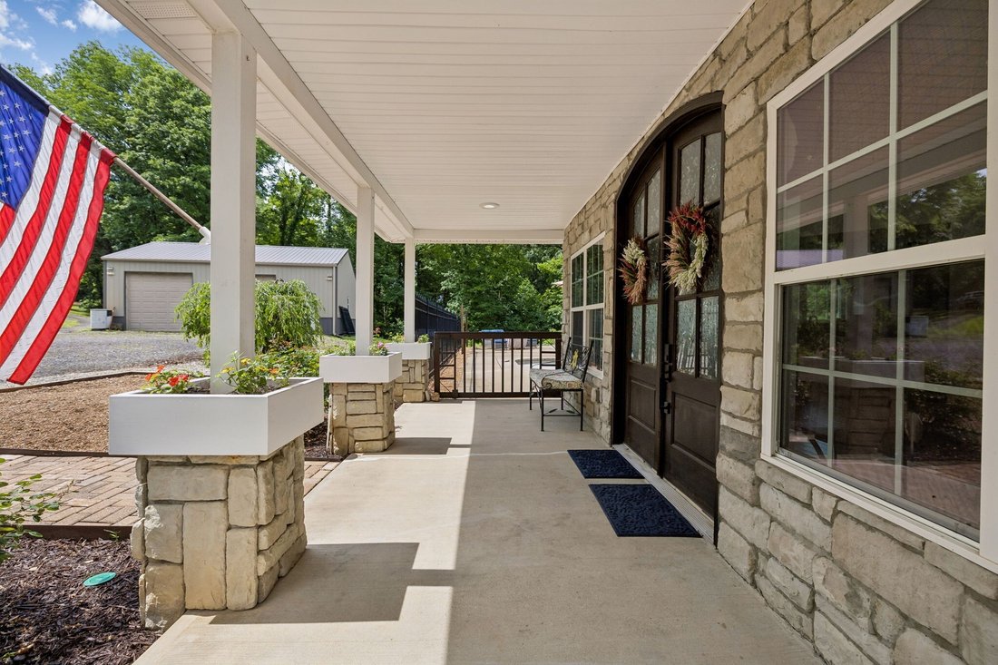 House in Dickson, Tennessee, United States 4 - 18125257
