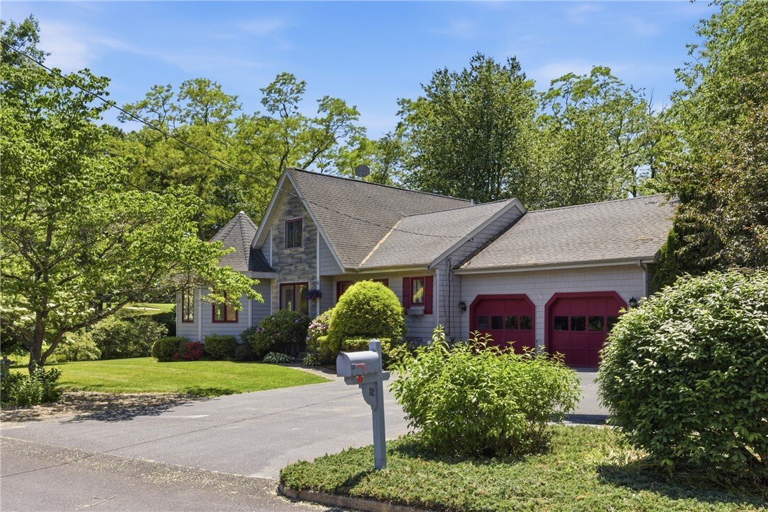 House in Lincoln, Rhode Island, United States 2 - 18124971
