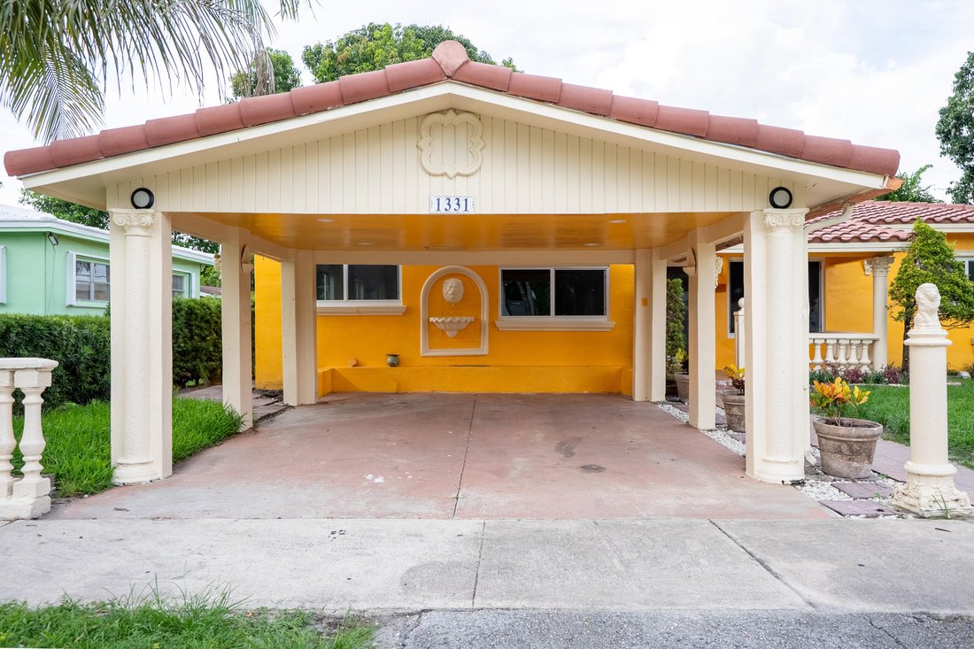 House in Miami, Florida, United States 2 - 18125318