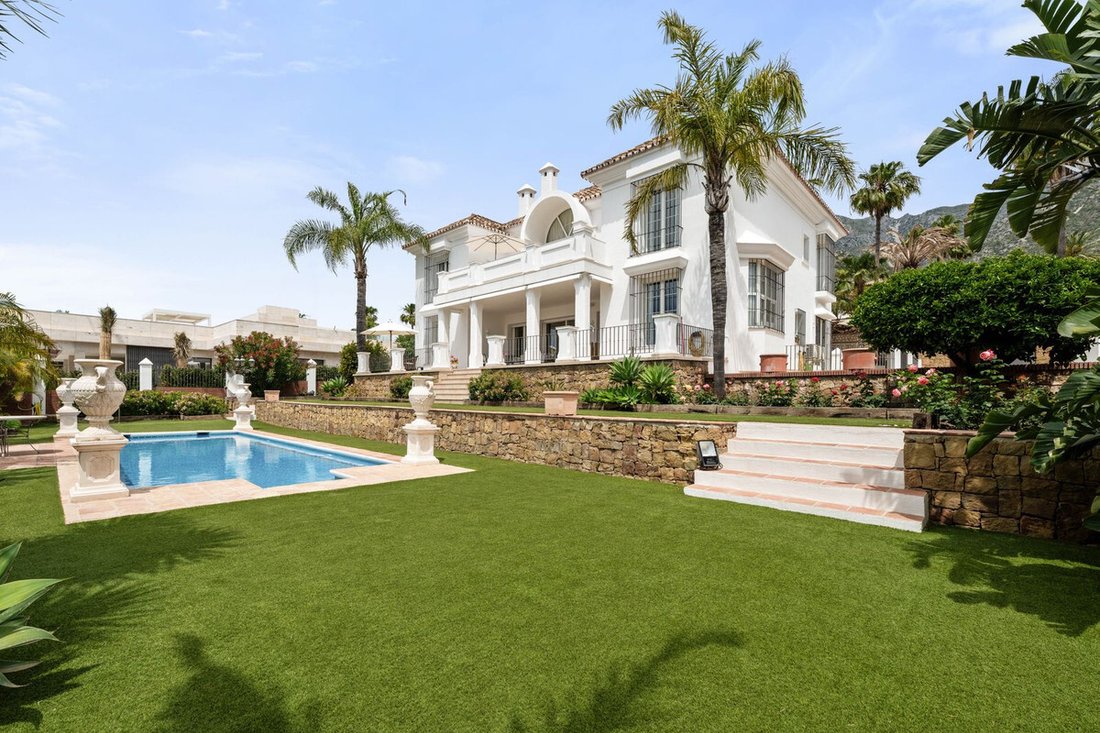 Villa in Marbella, Andalusia, Spain 3 - 18125444