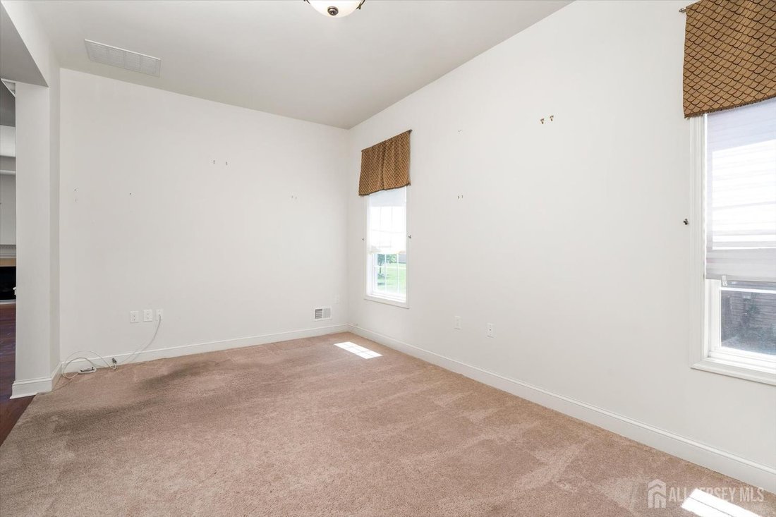 House in Monroe Township, New Jersey, United States 5 - 18125430