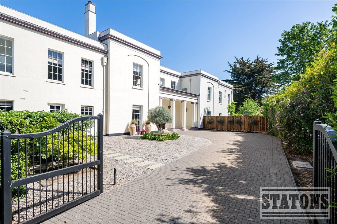 House in Bell Bar, Hatfield, England 1 - 18071666