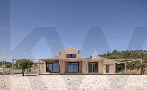 Townhouse in Santiago, Setubal, Portugal 1