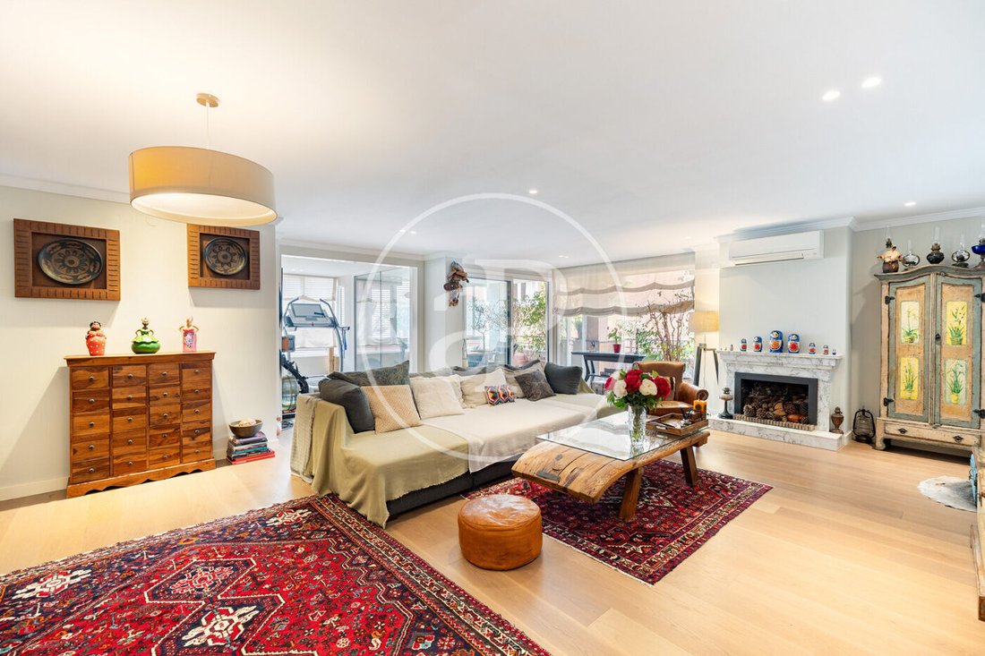 Apartment in Sarrià-Sant Gervasi, Barcelona, Spain 2 - 17476880