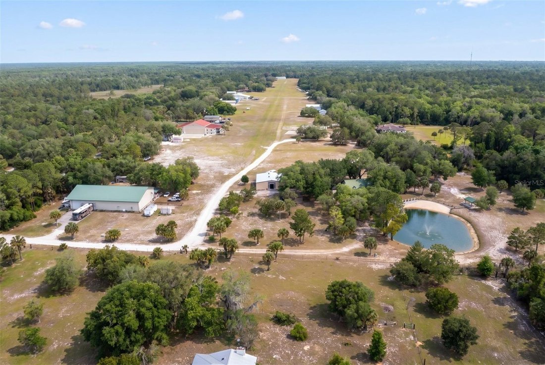 House in Oak Hill, Florida, United States 5 - 17958002