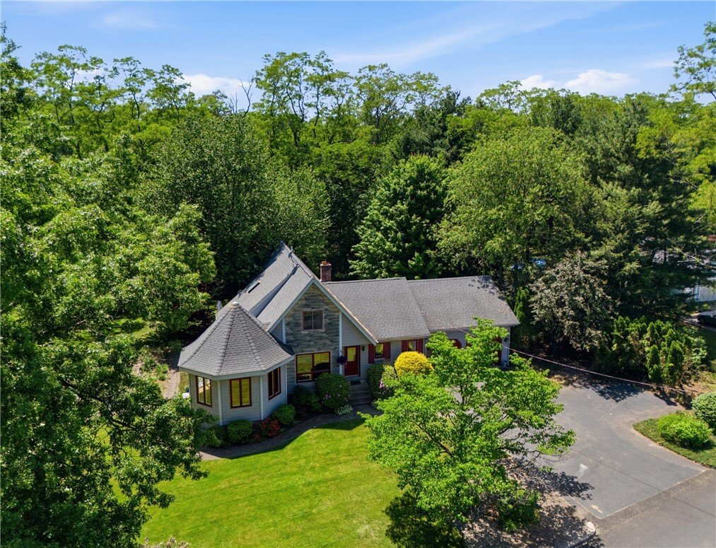 House in Lincoln, Rhode Island, United States 5 - 18124971
