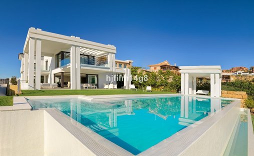 Villa in Estepona, Andalusia, Spain 1