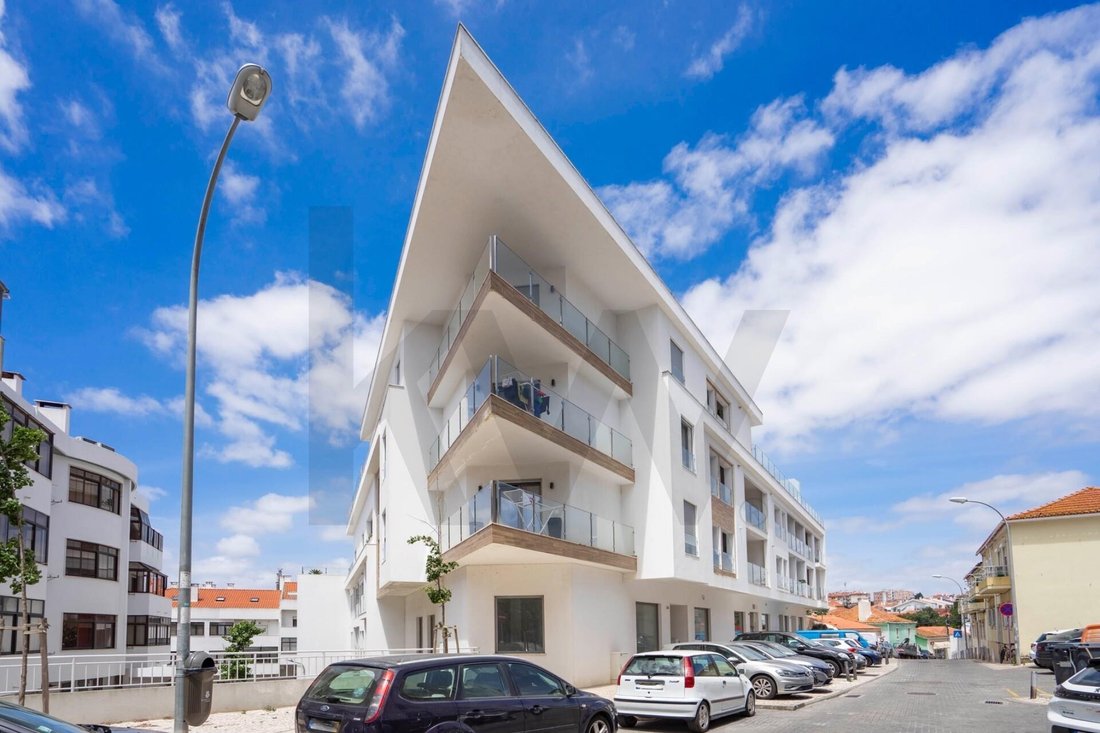 Apartment in Carnaxide e Queijas, Lisbon, Portugal 3 - 18125192