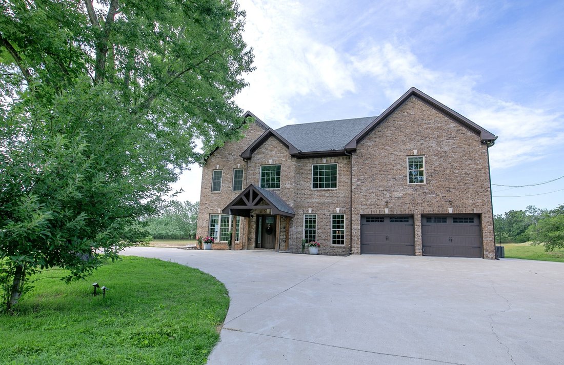 House in Greenbrier, Tennessee, United States 2 - 18125235