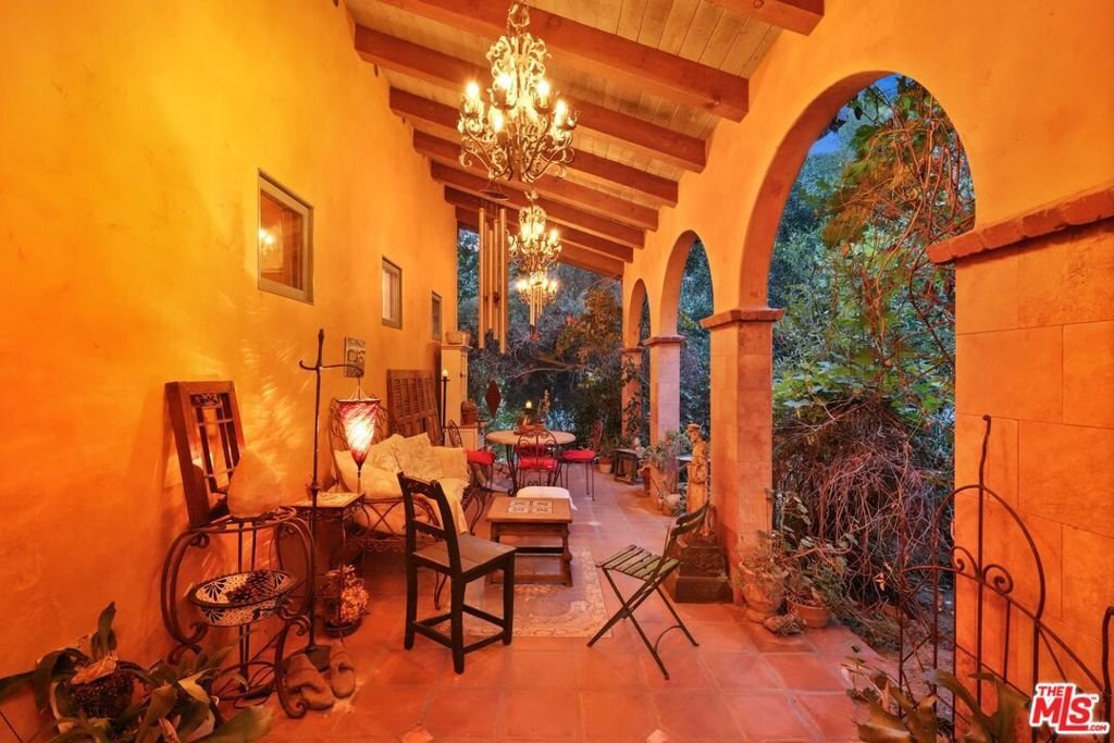 House in Topanga, California, United States 5 - 18122640